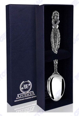 817ЛЖ03006 Серебряная чайная ложка «Обезьяна-не вижу» с чернением в подарочном футляре
