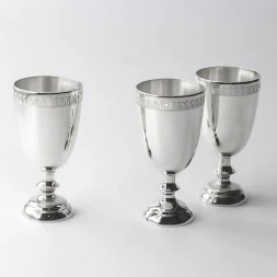 Набор серебряных рюмок «Император» из 3 предметов