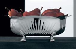 Ваза для фруктов посеребрённая на ножках малая