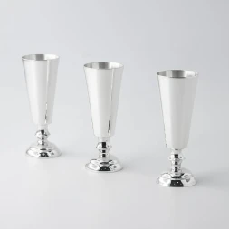 Набор серебряных рюмок №2 из 3 предметов