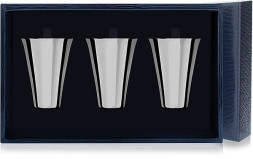 Набор серебряных стопок «Гладкая» из 3 предметов