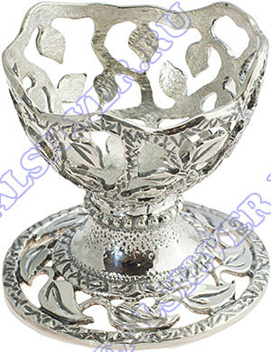 Серебряная подставка под яйцо «Листопад» с чернением