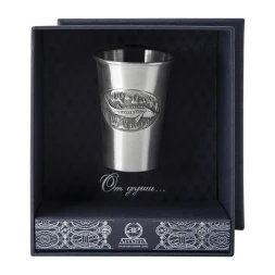 Серебряная стопка «Осетр» с чернением