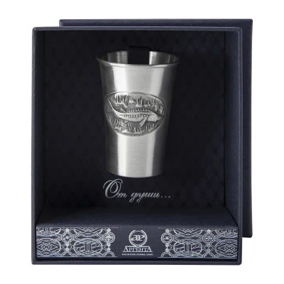 Серебряная стопка «Осетр» с чернением