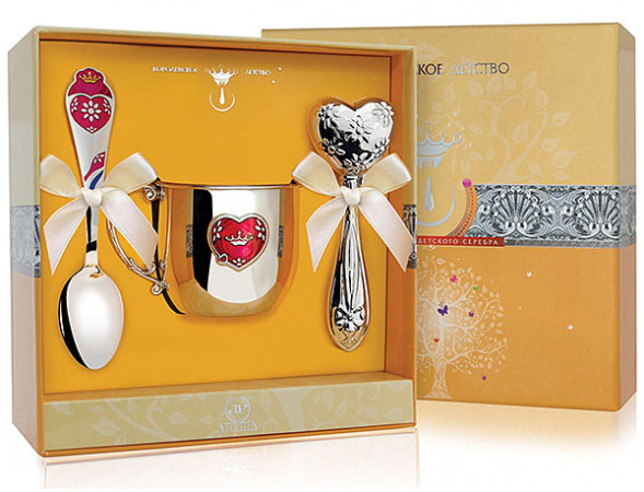 1242 Набор детского серебра «Сердце» с погремушкой