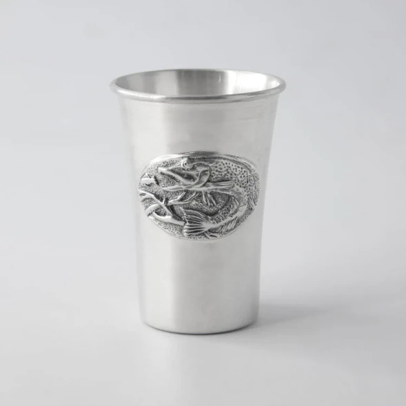988СТ00806 Серебряная стопка «Щука» с чернением