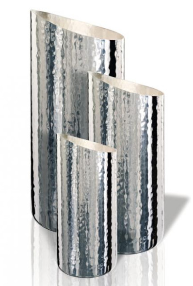 VAS02 Ваза для цветов посеребрённая средняя