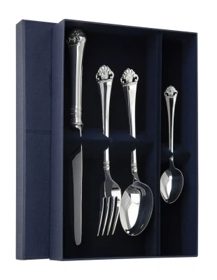 Серебряный столовый набор "Афина" Эгоист 