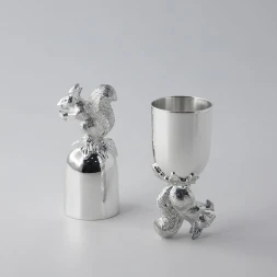 Набор серебряных стопок «Белка» из 2 предметов