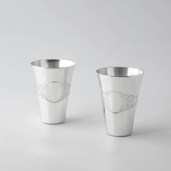 662НБ00801 Набор серебряных рюмок «Подарочный» с окошком для гравировки из 2 предметов