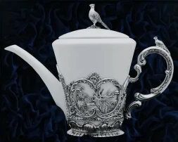 Серебряный чайник «Королевская охота»