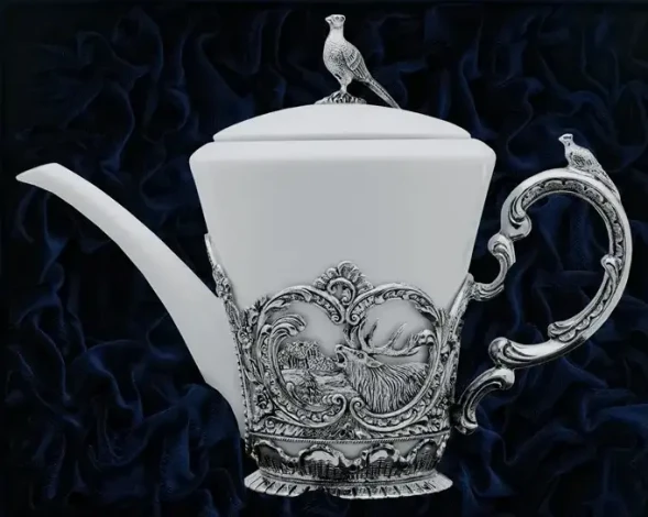 878ЧН03806 Серебряный чайник «Королевская охота»