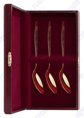 Серебряный чайный набор на 3 персоны