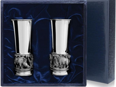 250НБ00801 Серебряный набор стопок «Кабаны» с чернением