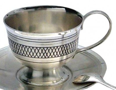 Серебряная чашка с чернением
