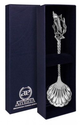 914ЛЖ12006 Серебряная ложка для икры «Осетр»с чернением в подарочном футляре