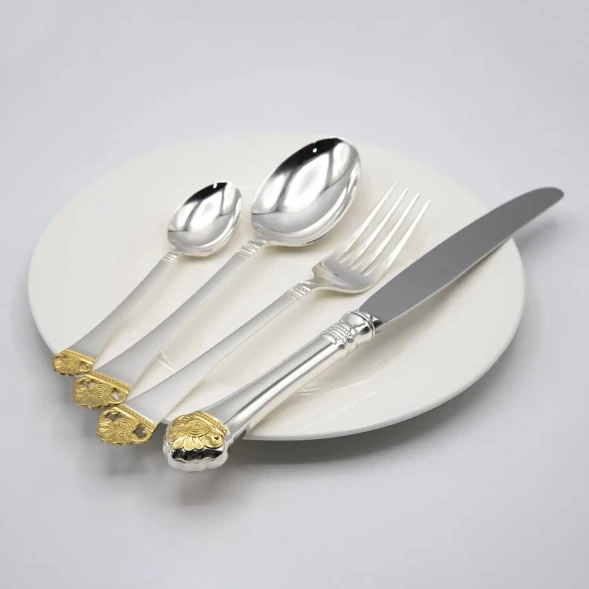 1509НБ01802 Серебряный столовый набор "Афина" с позолотой на 6 персон (24 предмета)