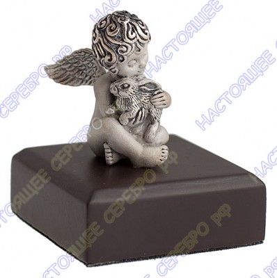 991805-д Серебряная миниатюра «Ангел с кроликом» в подарочном футляре