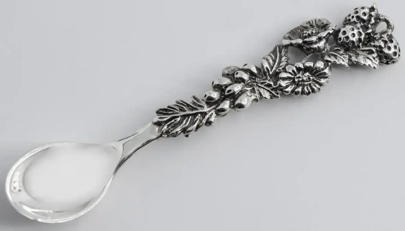 632НБ00806/Л Серебряная ложка для соли «Натюрморт»