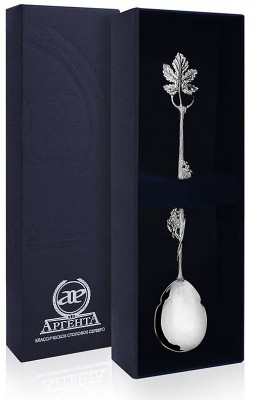350ЛЖ03006 Серебряная чайная ложка «Виноград» с чернением в подарочном футляре