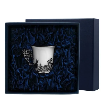 531ЧШ07806 Серебряная кофейная чашка «Зайцы» c чернением