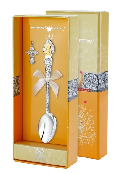 1028НБ00802 Серебряный крестильный набор с ложкой «Казанская Божья Матерь» с позолотой