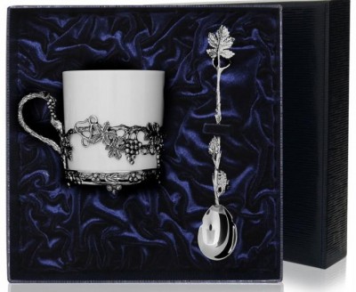 Серебряный кофейный набор «Виноград» с чернением в подарочном футляре