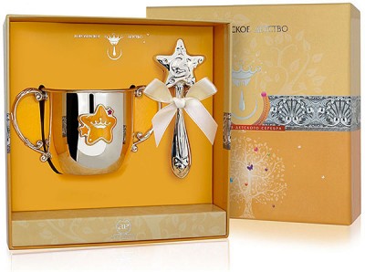 3034 Набор детского серебра с поильником «Звезда» для девочки с погремушкой в подарочном футляре