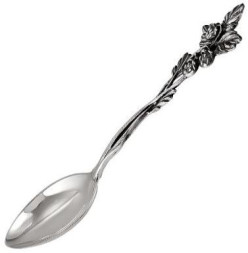 Серебряная чайная ложка «Ягоды»
